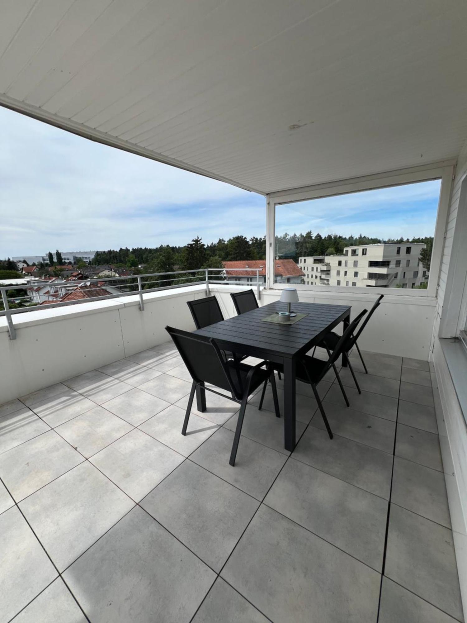 Ferienwohnung Ueber Den Daechern Von Брегенц Екстер'єр фото